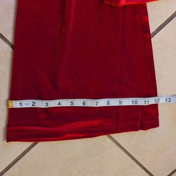 NWT ModCloth Loving the Luxe Life Velvet Flare leg Vibrant Hollyberry Red size M - Picture 9 of 12